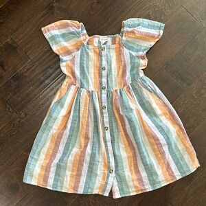Girls Dress- multi colored, knee-length, short sleeved, size 7/8